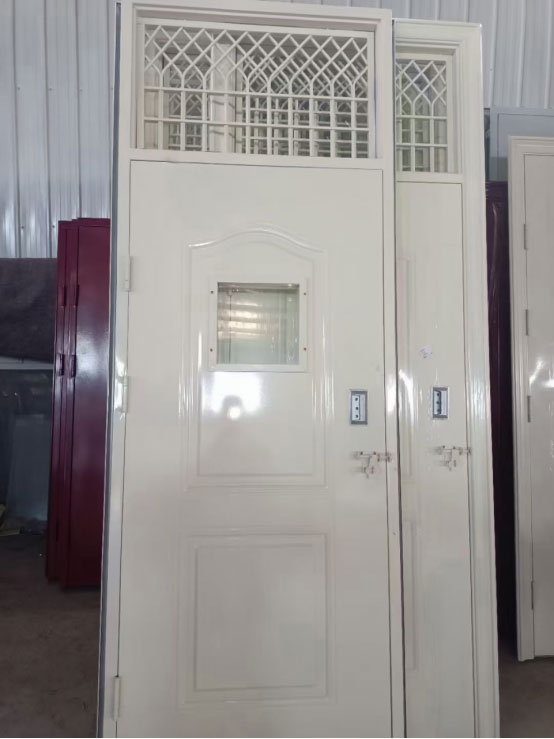 银川学校教室门