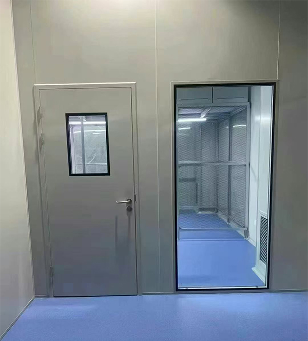 学校教学楼完成银川防火门标准化安装